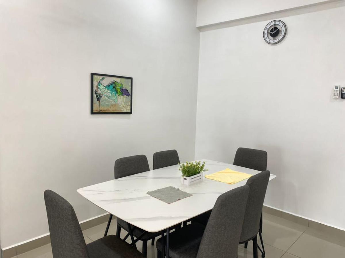 休闲民宿 Leisure Homestay @The Venus Sitiawan Kampong Lumut Kiri エクステリア 写真